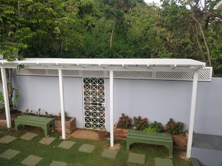 Ridgeview 1 To 3 Apartment *