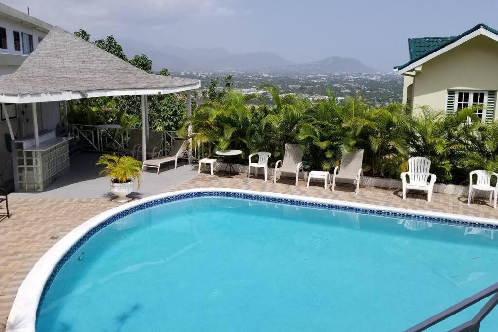 Apartment Ridgeview 1 To 3 Kingston