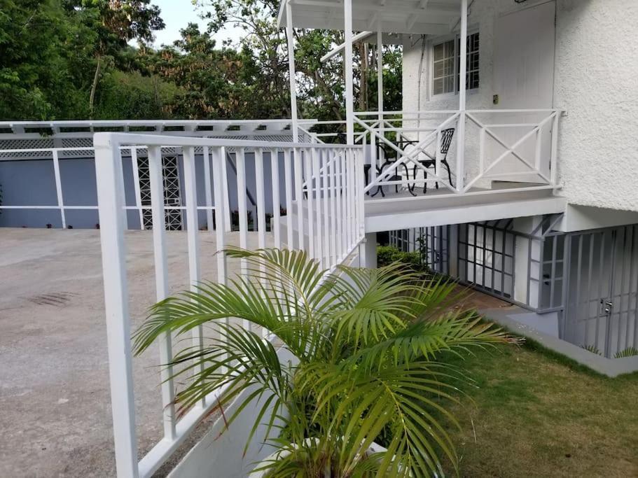 Ridgeview 1 To 3 Apartment *