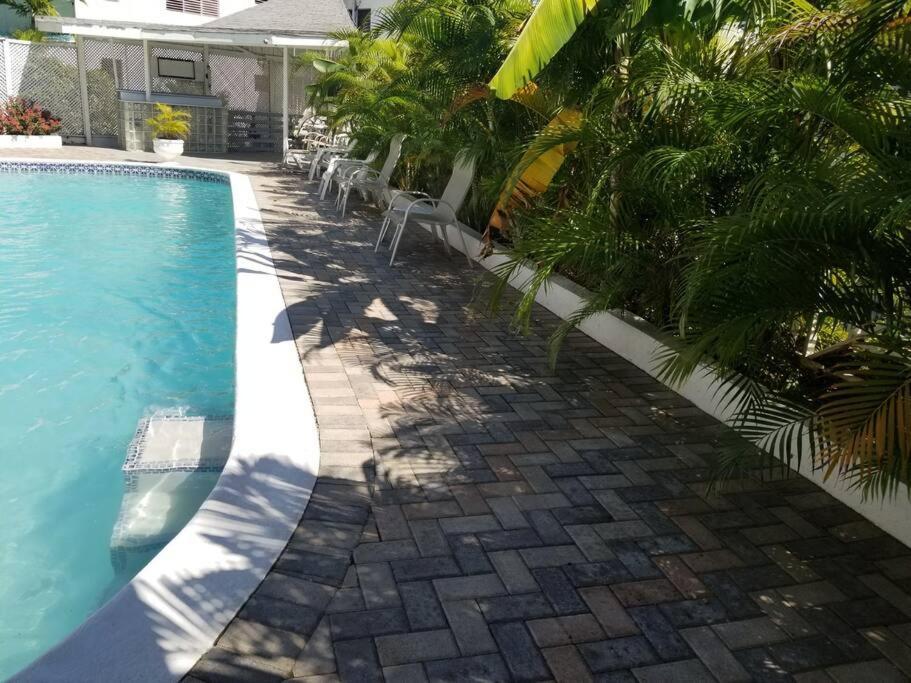 Ridgeview 1 To 3 Apartment